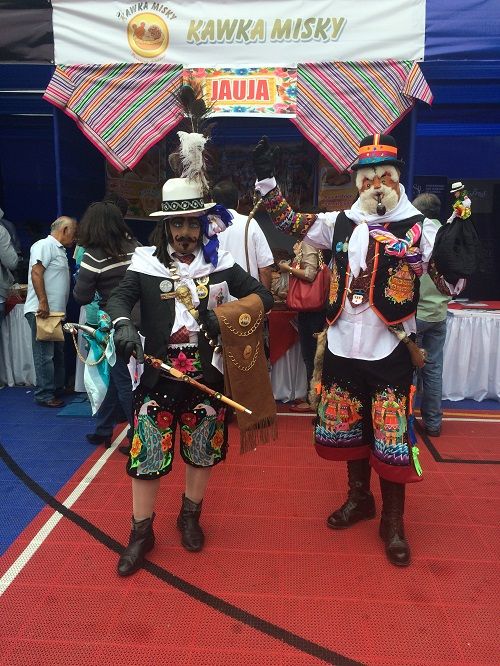 Tenues folkloriques